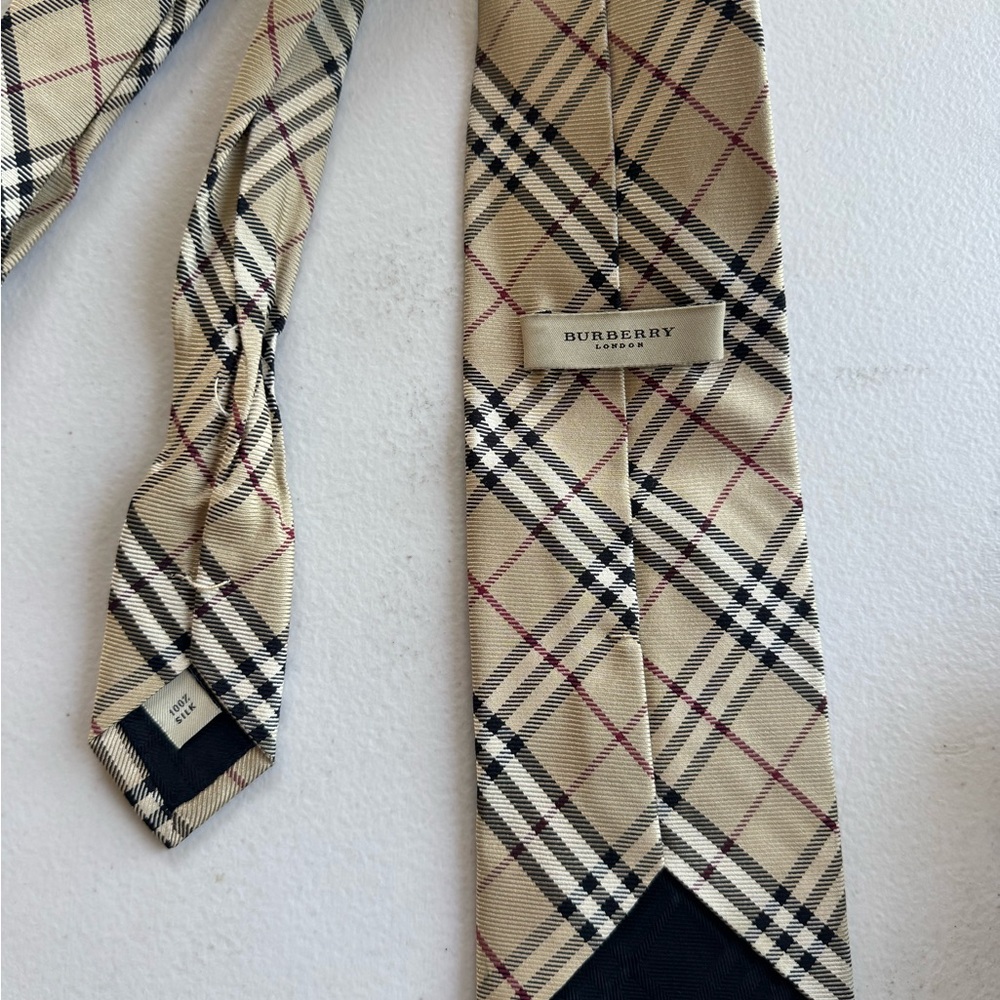 Burberry Beige Checkered Tie - Picture 2 of 6